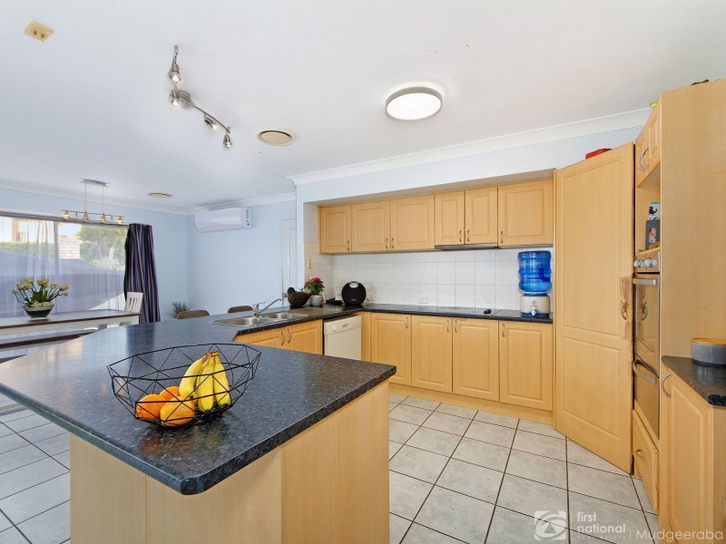 69 Kincaid Drive, Highland Park QLD 4211