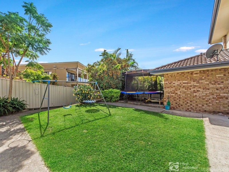 69 Kincaid Drive, Highland Park QLD 4211