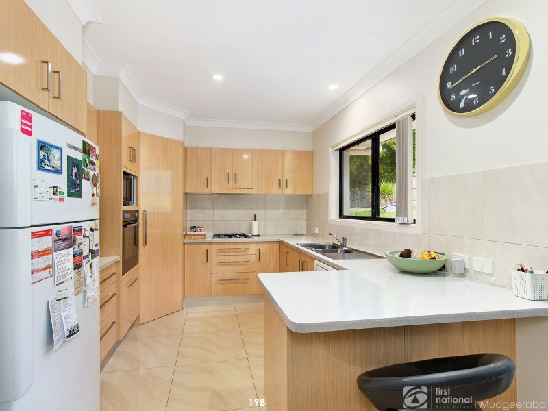 19 Rayner Lane, Mudgeeraba QLD 4213