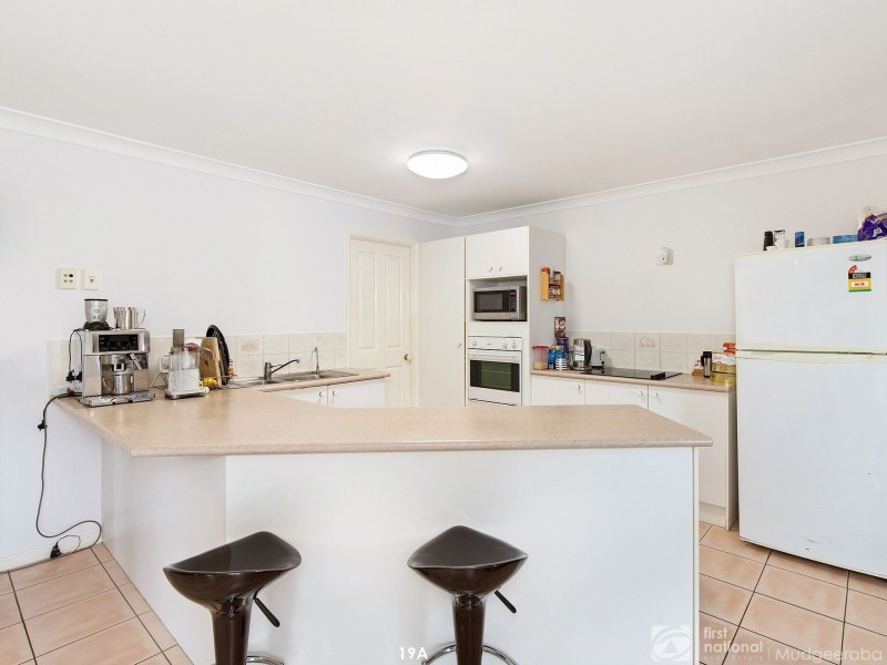 19 Rayner Lane, Mudgeeraba QLD 4213