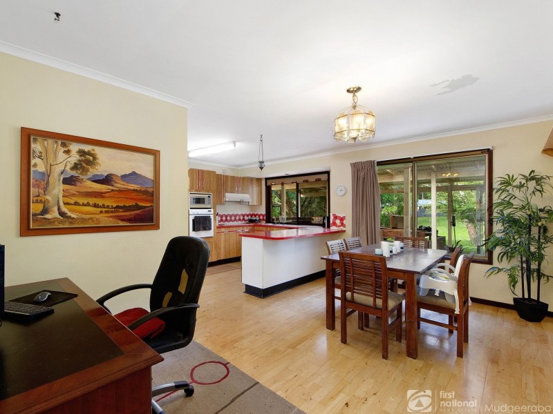 5 Idolou Court, Mudgeeraba QLD 4213