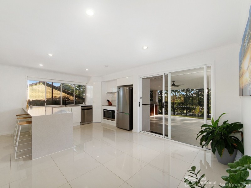 16 Rainbow Drive, Mudgeeraba QLD 4213