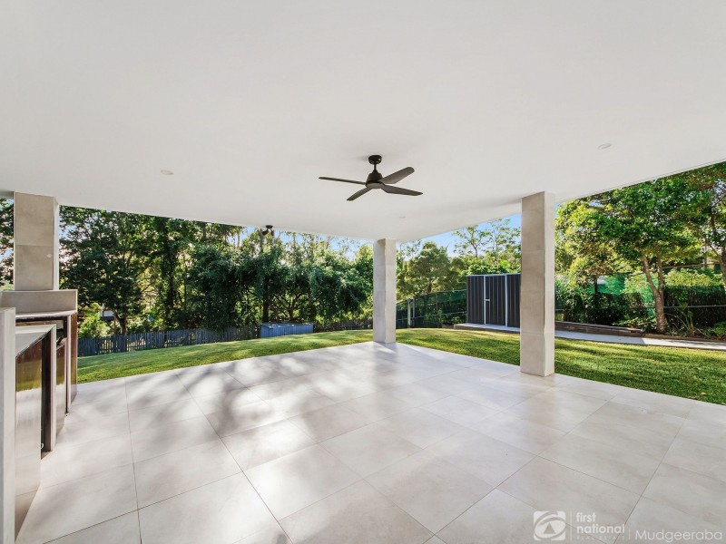 16 Rainbow Drive, Mudgeeraba QLD 4213