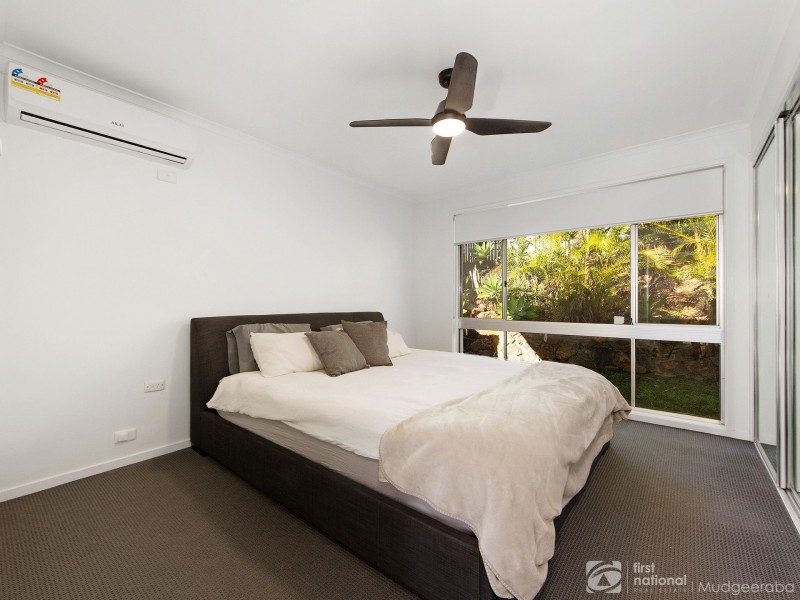 16 Rainbow Drive, Mudgeeraba QLD 4213