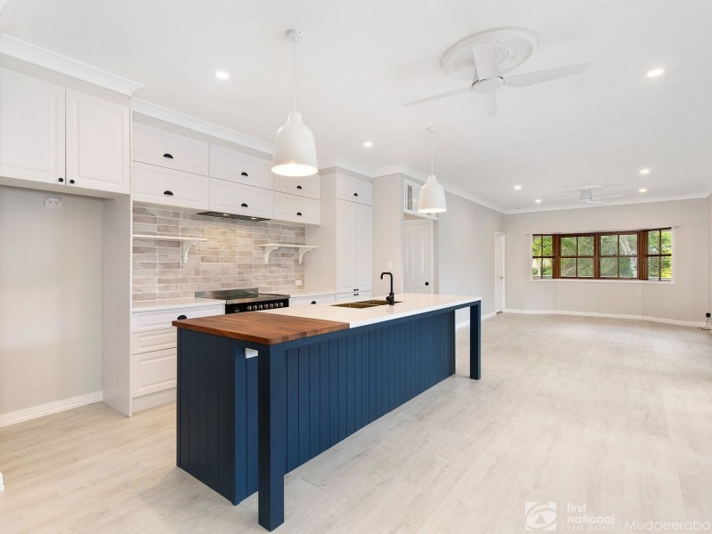 30 Aylesham Drive, Bonogin QLD 4213