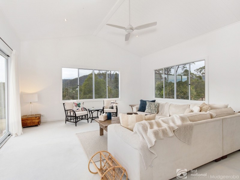 30 Aylesham Drive, Bonogin QLD 4213