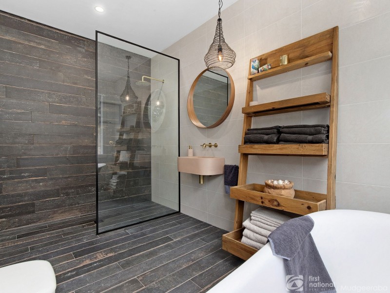 30 Aylesham Drive, Bonogin QLD 4213