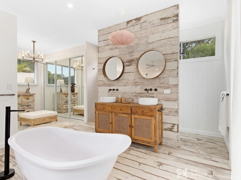 30 Aylesham Drive, Bonogin QLD 4213