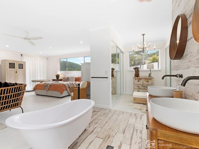 30 Aylesham Drive, Bonogin QLD 4213