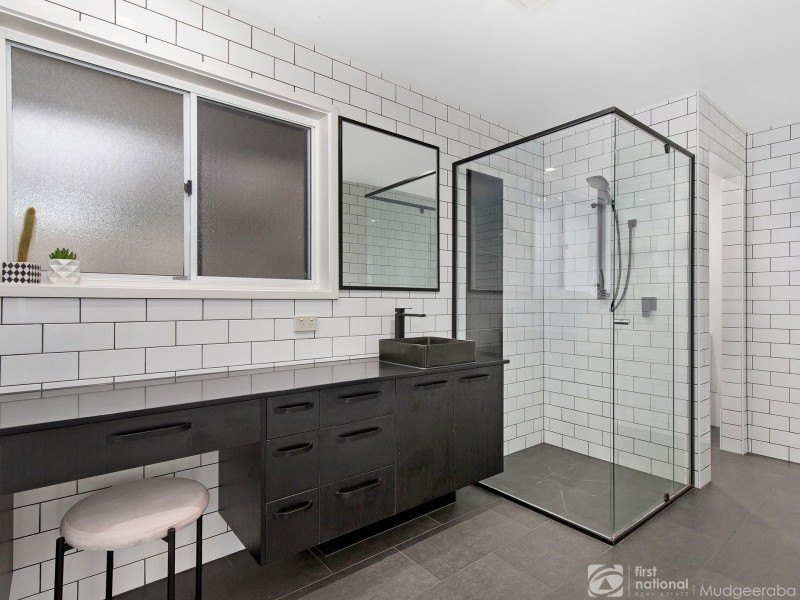 186 Wallandra Road, Mudgeeraba QLD 4213