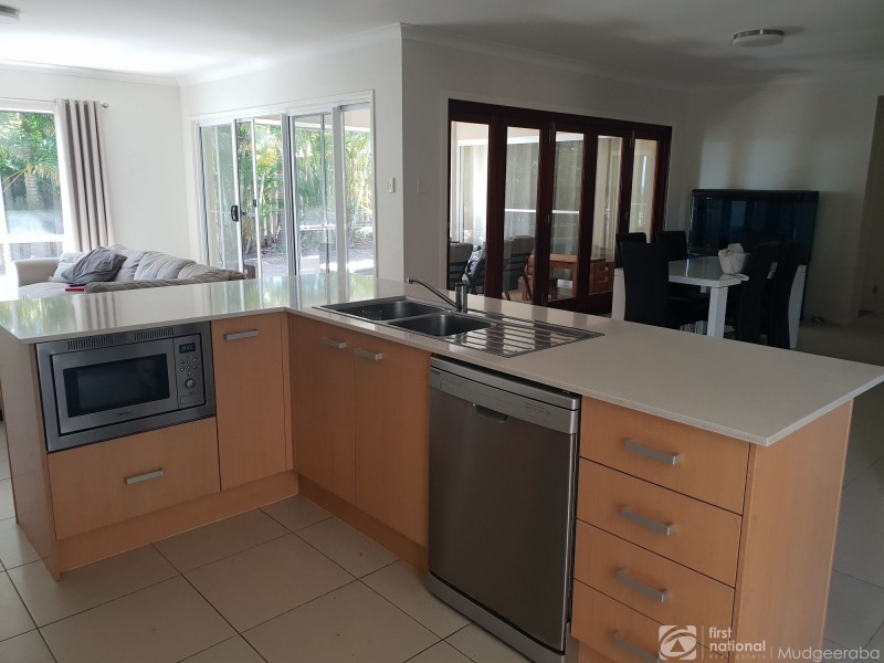 3 Perkins Close, Reedy Creek QLD 4227