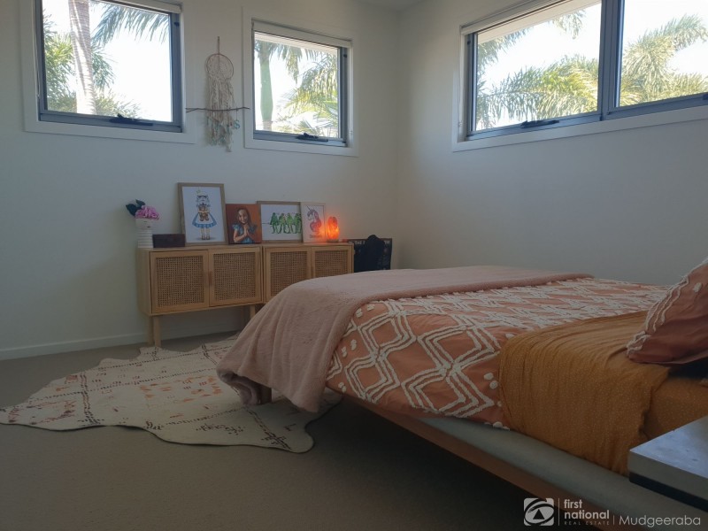 4/70 Dawn Parade, Miami QLD 4220