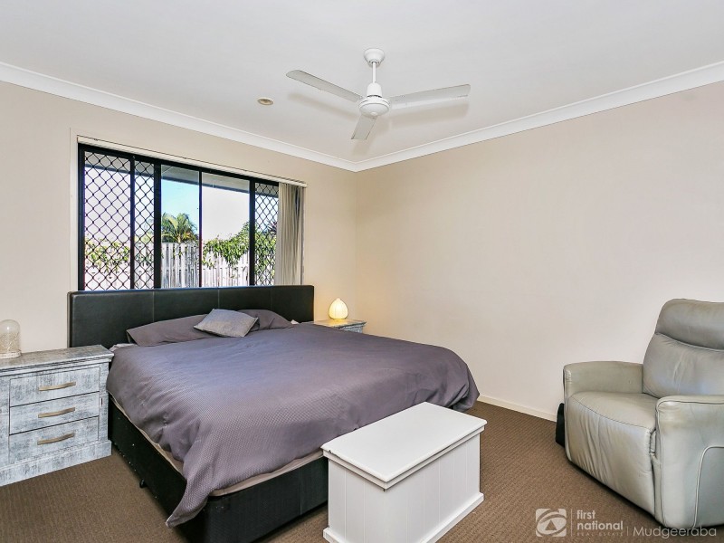 108 Observatory Drive, Reedy Creek QLD 4227