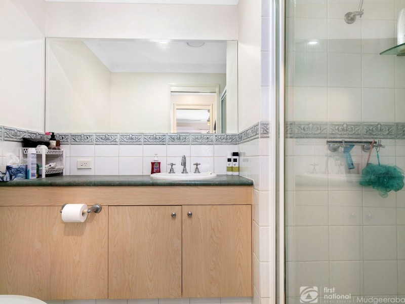 1/77 Kincaid Drive, Highland Park QLD 4211