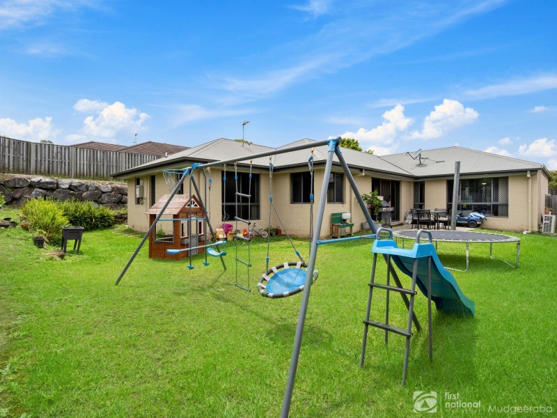 69 Buchanan Circuit, Oxenford QLD 4210