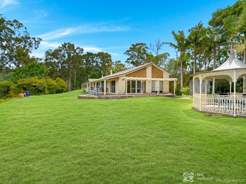 113 Chesterfield Drive, Bonogin QLD 4213