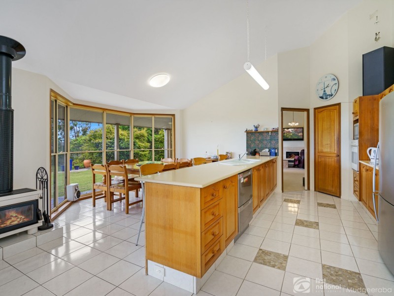 113 Chesterfield Drive, Bonogin QLD 4213