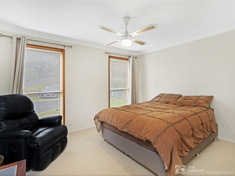 113 Chesterfield Drive, Bonogin QLD 4213