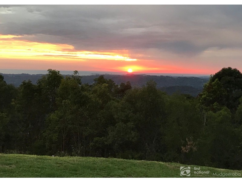 113 Chesterfield Drive, Bonogin QLD 4213