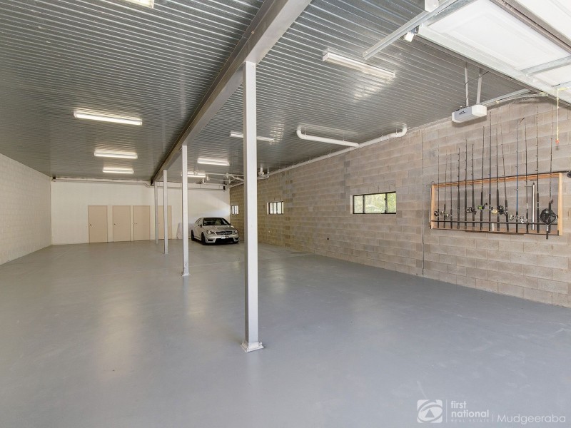 4 Narrabri Court, Gaven QLD 4211