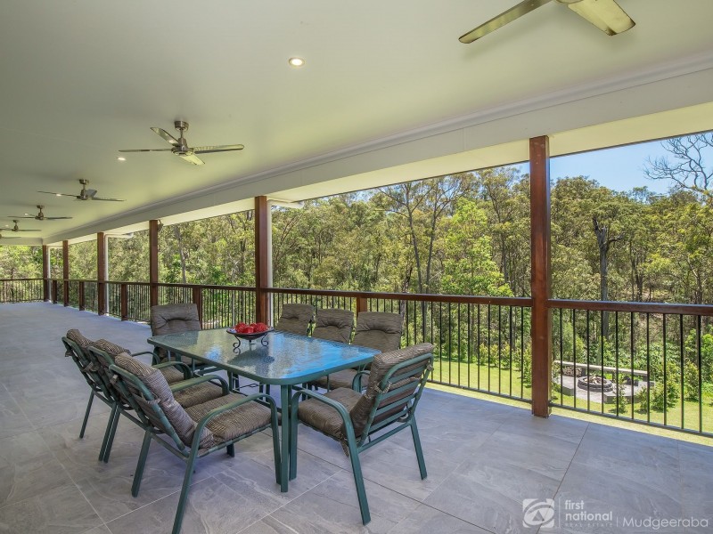 4 Narrabri Court, Gaven QLD 4211