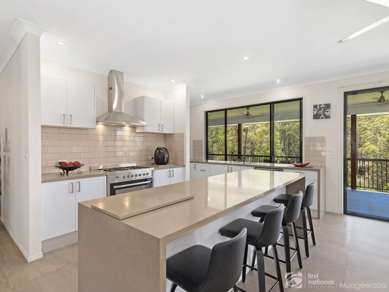 4 Narrabri Court, Gaven QLD 4211