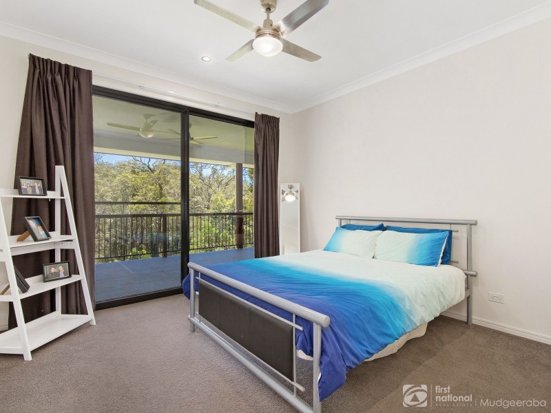 4 Narrabri Court, Gaven QLD 4211