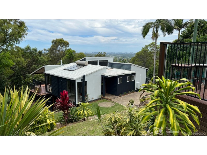 15 Duke Court, Tallai QLD 4213