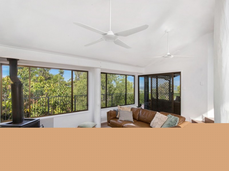 15 Duke Court, Tallai QLD 4213