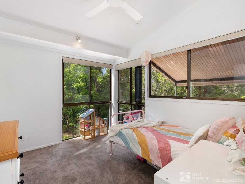 15 Duke Court, Tallai QLD 4213