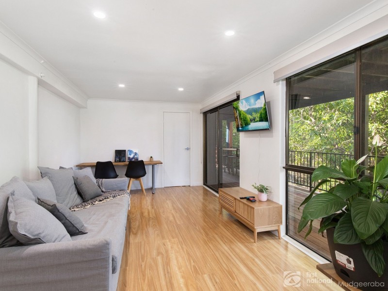 15 Duke Court, Tallai QLD 4213