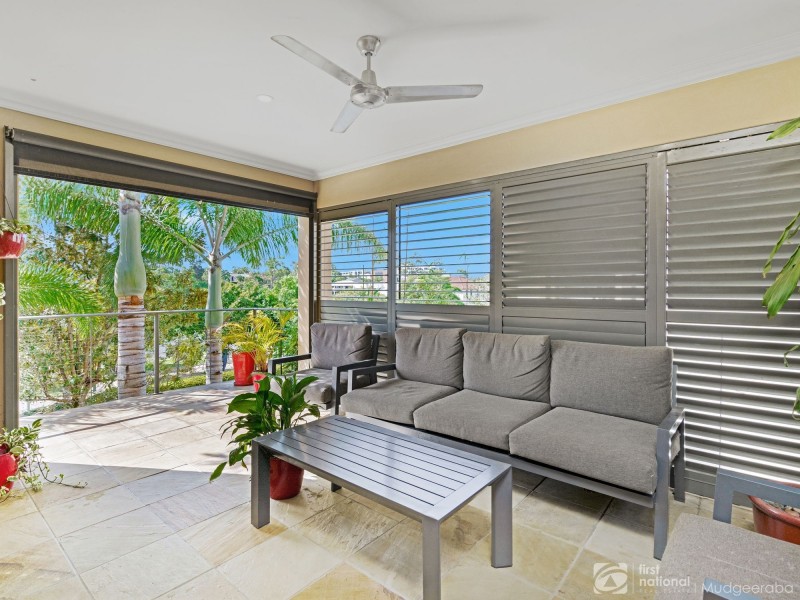 21 Port Peyra Crescent, Varsity Lakes QLD 4227