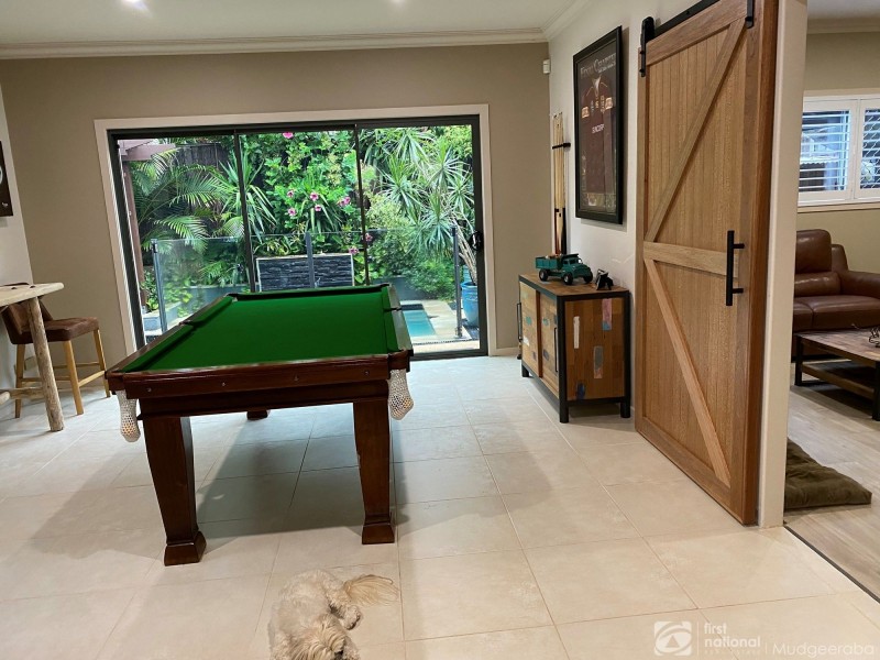 21 Port Peyra Crescent, Varsity Lakes QLD 4227