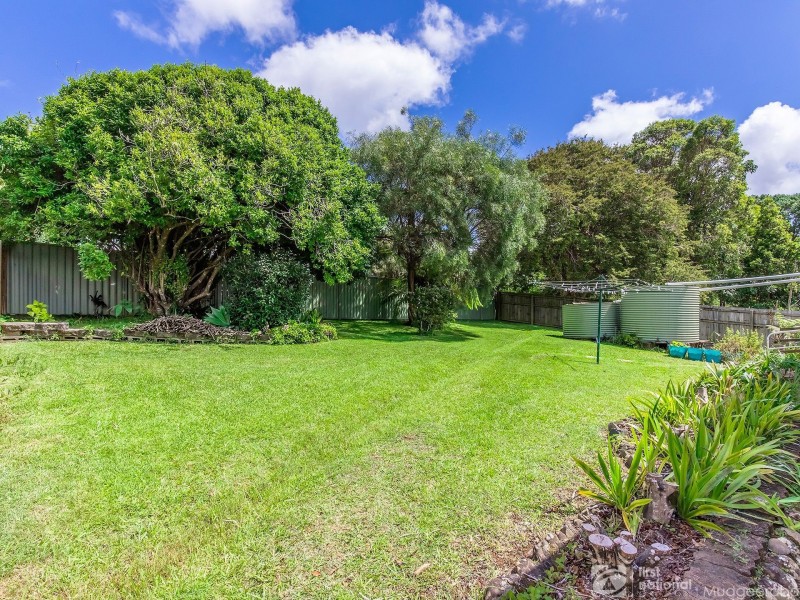10 Lloyds Road, Springbrook QLD 4213