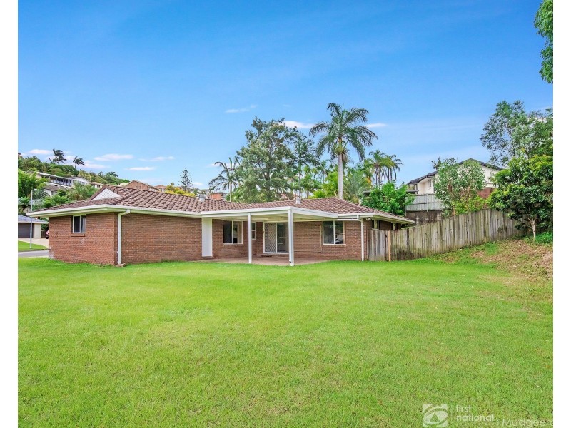 26 Renfrew Drive, Highland Park QLD 4211
