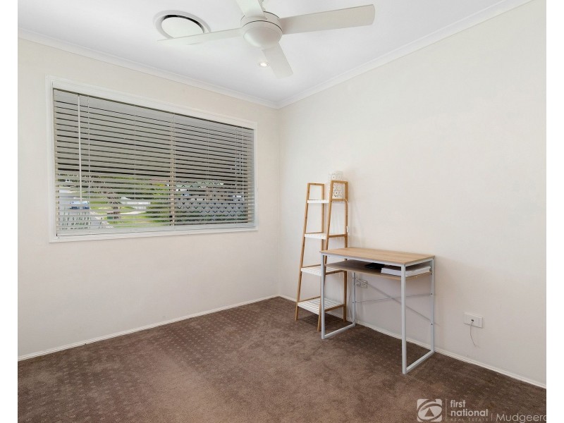 8 Douma Drive, Mudgeeraba QLD 4213