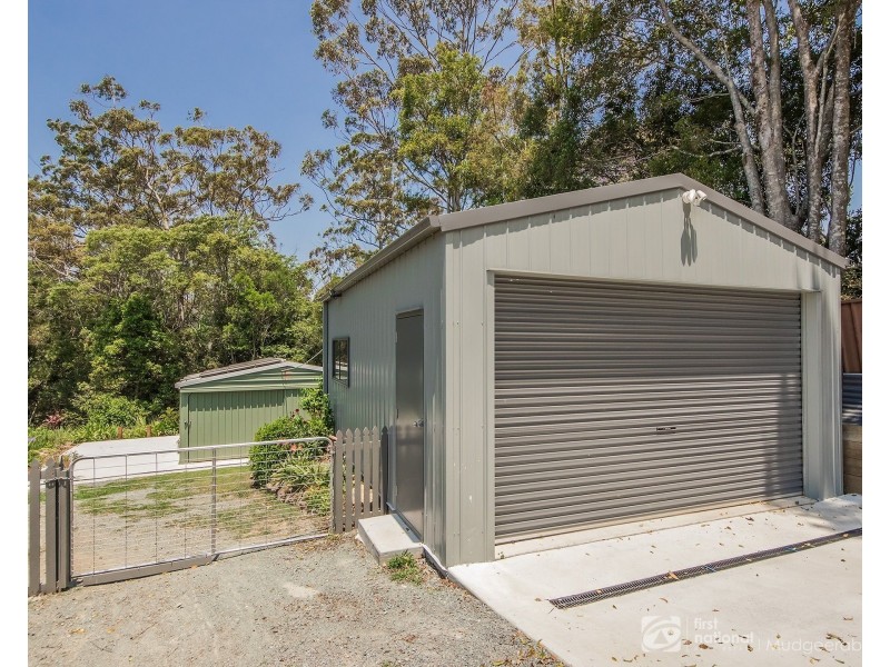 23 Lloyds Road, Springbrook QLD 4213