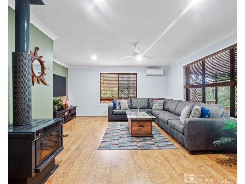 96 Bonogin Road, Bonogin QLD 4213