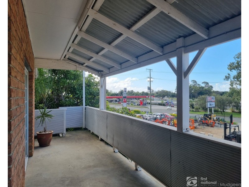 6 Robert Street, Mudgeeraba QLD 4213