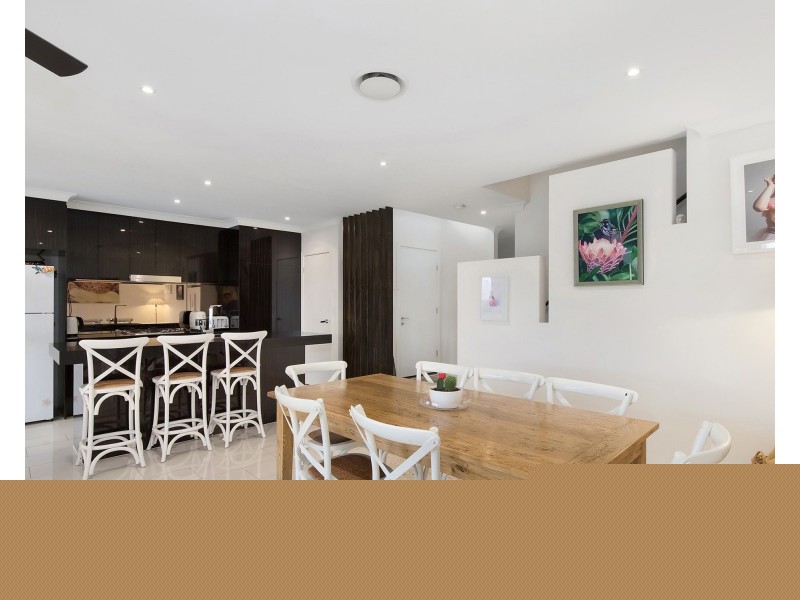 23 Peninsula Drive, Robina QLD 4226