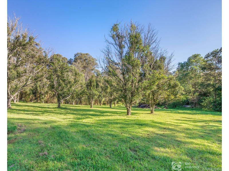 1 Tarrant Drive, Mudgeeraba QLD 4213