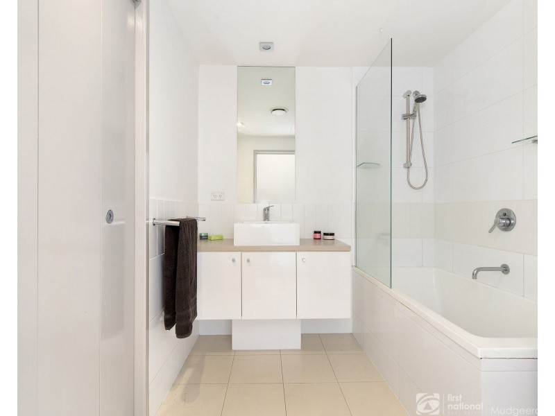 285/129 Laver Drive, Robina QLD 4226