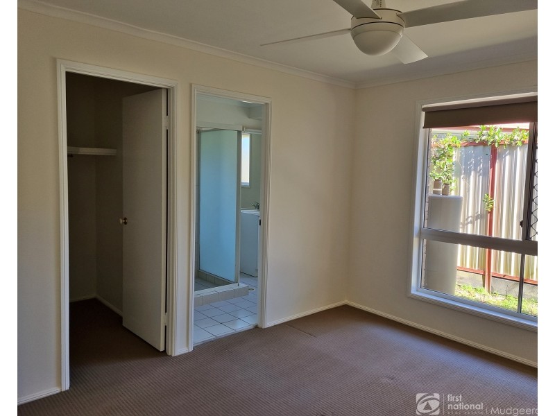 27 Parklake Drive, Mudgeeraba QLD 4213