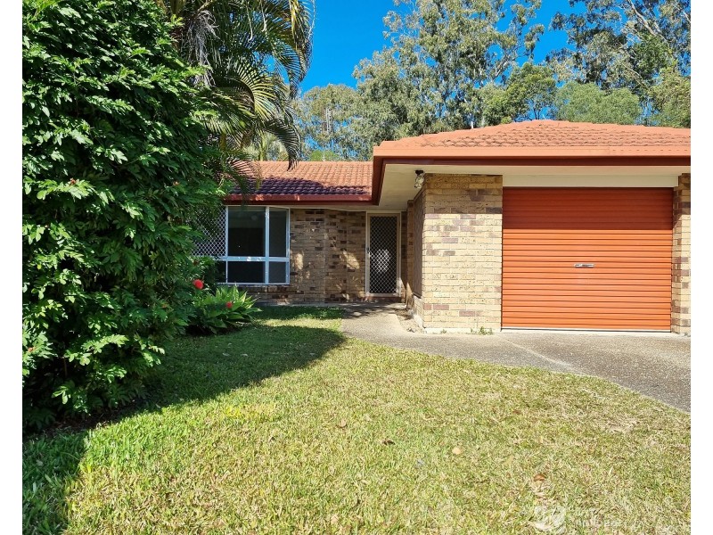 27 Parklake Drive, Mudgeeraba QLD 4213