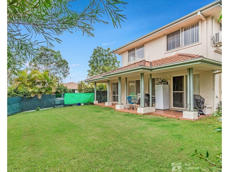 15 Binkar Boulevard, Robina QLD 4226