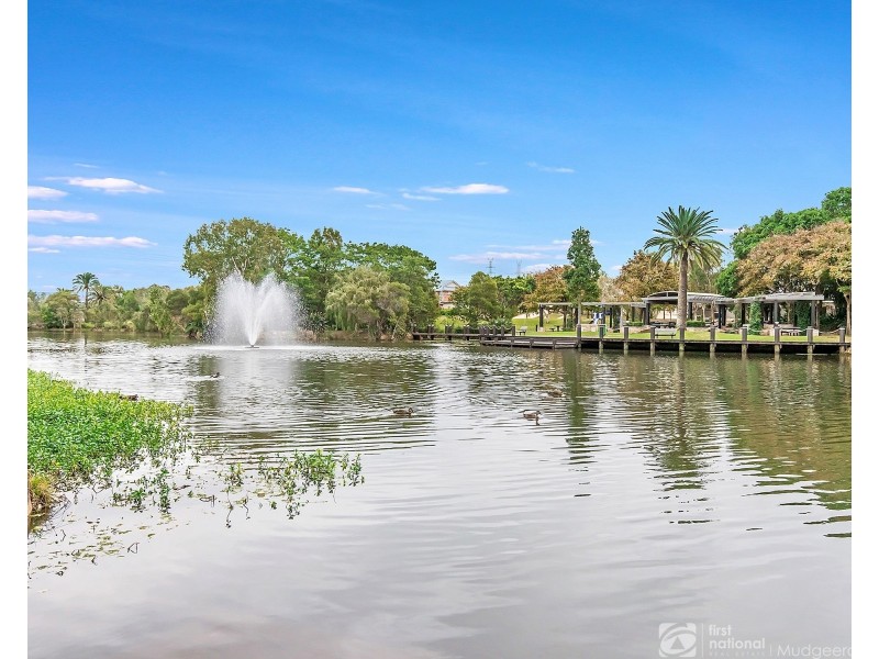15 Binkar Boulevard, Robina QLD 4226