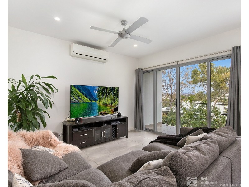 6024A Vista Drive, Benowa QLD 4217