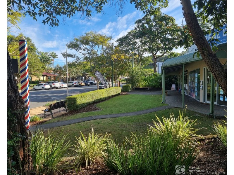 3/4 Swan Lane, Mudgeeraba QLD 4213
