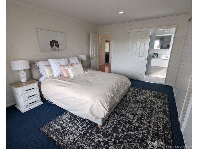 22 Mungala Street, Hope Island QLD 4212