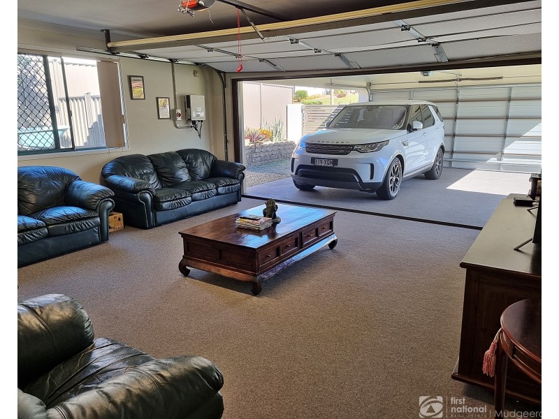 6 Leicester Terrace, Mudgeeraba QLD 4213